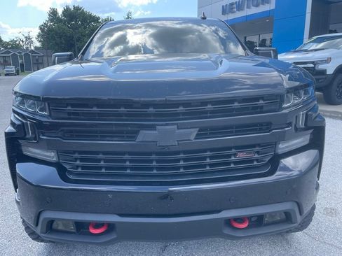 Used 2019 Chevrolet Silverado 1500 LT Trail Boss AWD/4WD image 2