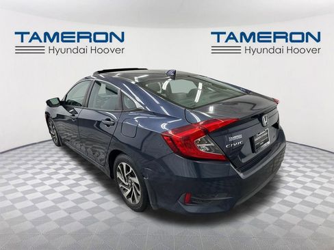 Used 2017 Honda Civic EX image 3