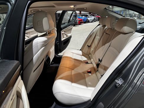 Used 2014 BMW 528i Sedan image 17