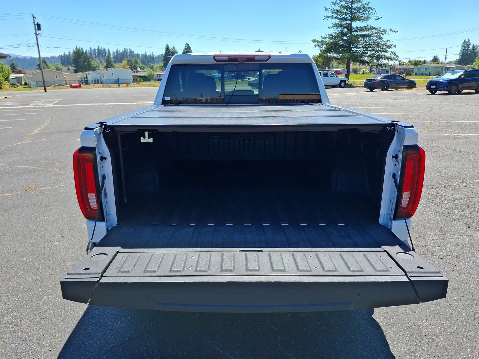 Used 2021 GMC Sierra 1500 Denali w/ Denali Ultimate Package AWD/4WD image 19