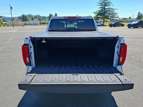 Used 2021 GMC Sierra 1500 Denali w/ Denali Ultimate Package AWD/4WD image 19