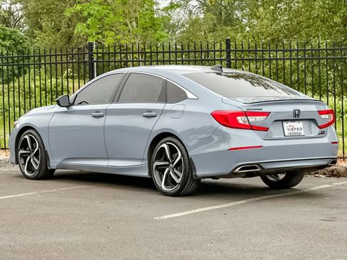 Used 2022 Honda Accord Sport image 5