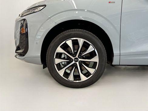 New 2026 Audi Q3 quattro 2.0T AWD/4WD image 23