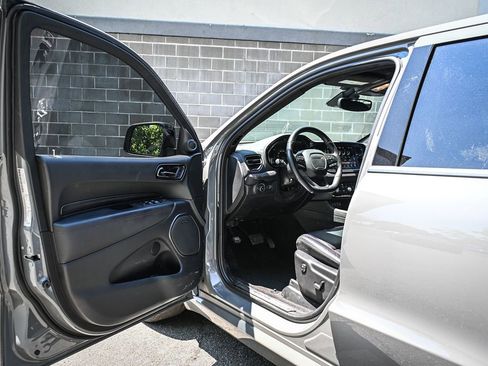 Used 2022 Dodge Durango R/T AWD/4WD image 7