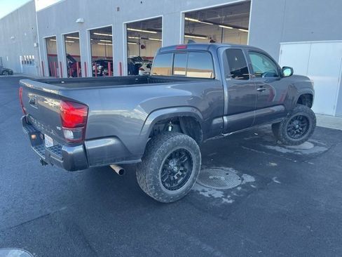 Used 2023 Toyota Tacoma SR image 5