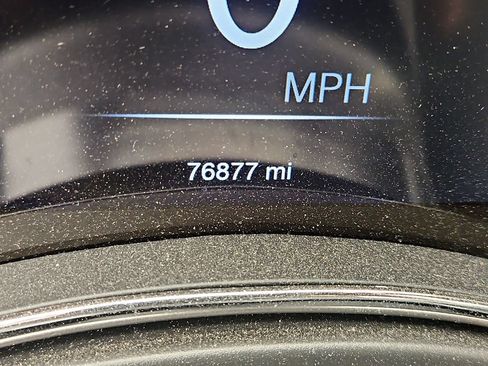 Used 2020 Jeep Grand Cherokee Overland AWD/4WD image 13