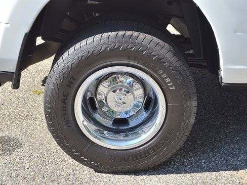 Used 2024 RAM 3500 Big Horn image 11