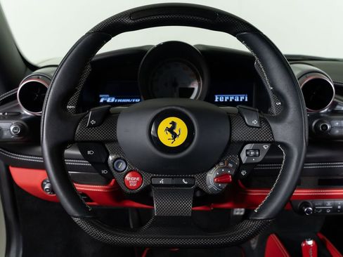 Used 2020 Ferrari F8 Tributo RWD image 26