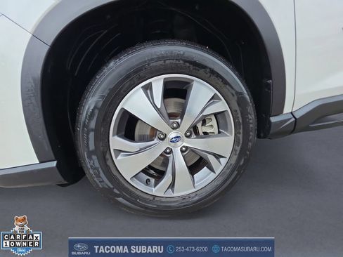 Used 2022 Subaru Ascent Premium w/ Convenience Package AWD/4WD image 9