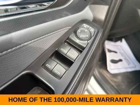Used 2019 Chevrolet Traverse Premier AWD/4WD image 12