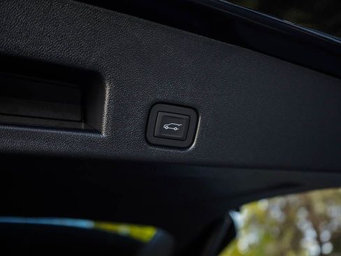 New 2026 Buick Enclave Sport Touring w/ Super Cruise Package image 9