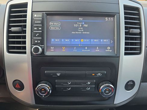 Used 2019 Nissan Frontier SV RWD image 9