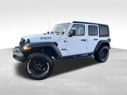 Used 2020 Jeep Wrangler Unlimited Sport image 3