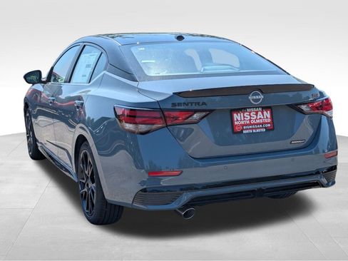 New 2025 Nissan Sentra SR w/ Midnight Edition image 11