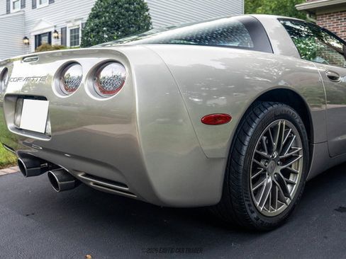 Used 2000 Chevrolet Corvette Coupe RWD image 95