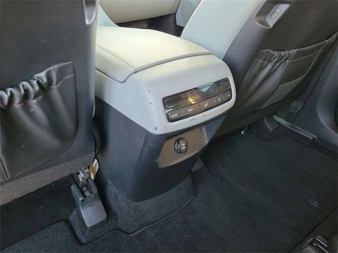 Used 2023 Hyundai Palisade SEL image 7