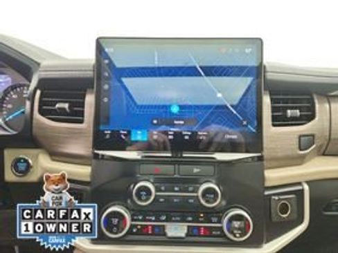Used 2023 Ford Expedition Limited AWD/4WD image 18