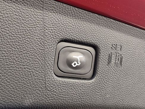 Used 2022 Ford Edge SEL w/ Convenience Package image 29