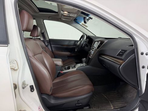 Used 2013 Subaru Outback 2.5i Limited w/ Special Appearance Pkg AWD/4WD image 14