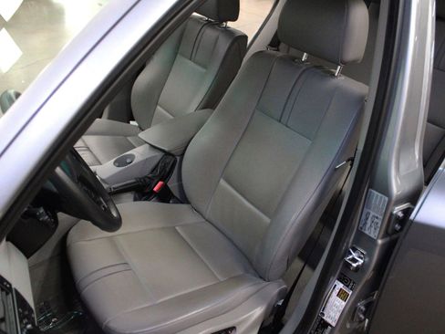 Used 2005 BMW X3 3.0i image 11