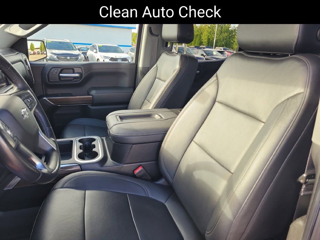 Used 2021 Chevrolet Silverado 1500 LT Trail Boss w/ Convenience Package II AWD/4WD image 6
