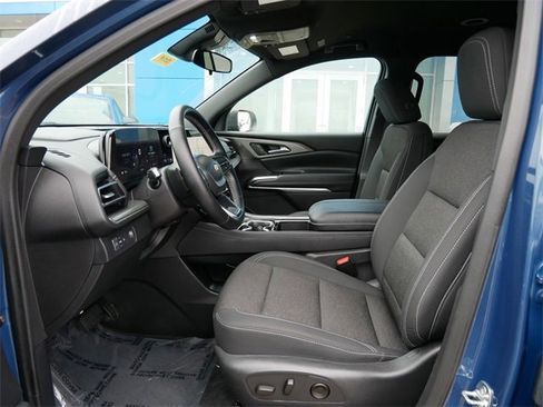 Certified 2025 Chevrolet Traverse LT image 6