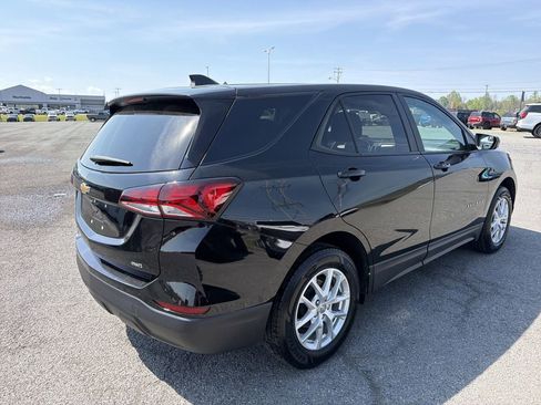 Used 2024 Chevrolet Equinox LS w/ LS Convenience Package AWD/4WD image 6