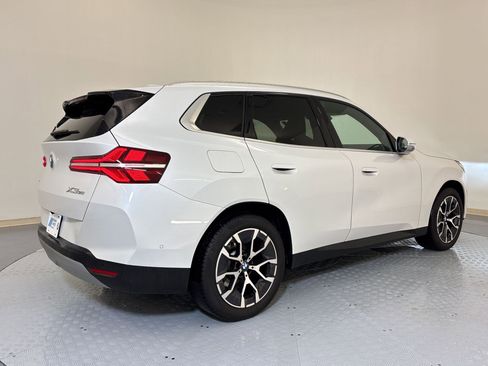 Used 2026 BMW X3 xDrive30i w/ Premium Package AWD/4WD image 9