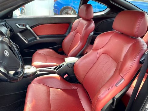 Used 2008 Hyundai Tiburon GT FWD image 10