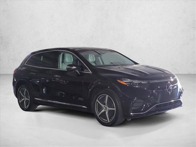 Certified 2023 Mercedes-Benz EQS 580 4MATIC SUV image 3