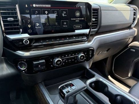 Used 2026 GMC Sierra 1500 Elevation w/ Elevation Premium Package RWD image 14