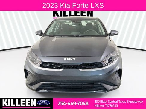 Used 2023 Kia Forte LXS w/ LXS Technology Package FWD image 2