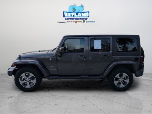 Certified 2018 Jeep Wrangler Unlimited Sahara image 2