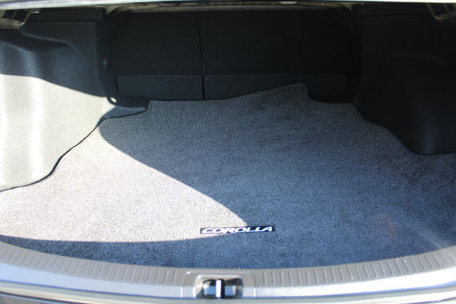 Certified 2024 Toyota Corolla LE FWD image 28