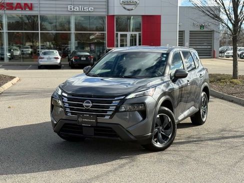 Certified 2024 Nissan Rogue SV image 9