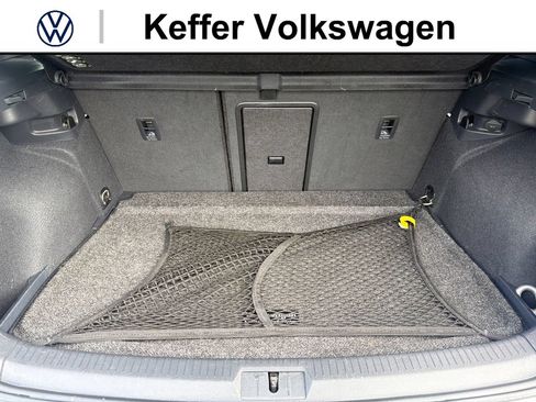 Used 2020 Volkswagen GTI SE FWD image 38