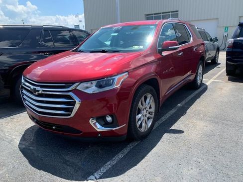 Used 2018 Chevrolet Traverse High Country w/ LPO, Floor Liner Package AWD/4WD image 4