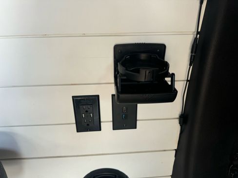 Used 2019 Mercedes-Benz Sprinter 2500 image 23