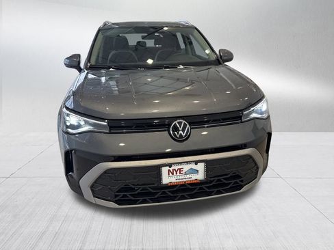 New 2026 Volkswagen Taos SE image 8