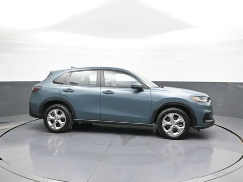 Used 2024 Honda HR-V LX image 5