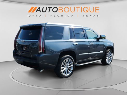 Used 2020 Cadillac Escalade Luxury AWD/4WD image 5