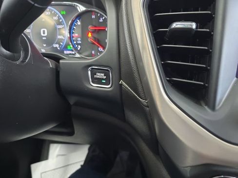 Used 2022 GMC Acadia Denali w/ Denali Ultimate Package image 26