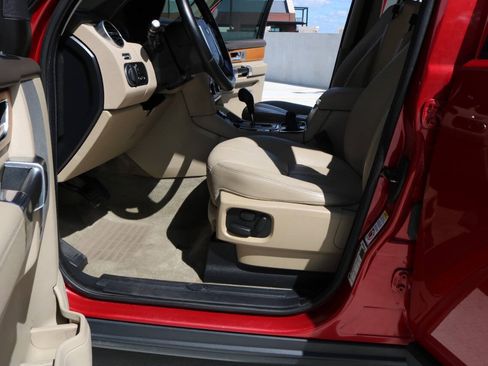 Used 2013 Land Rover LR4 HSE AWD/4WD image 95