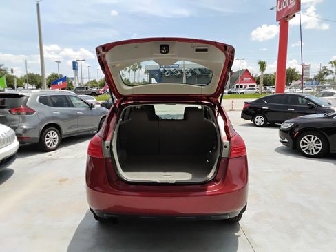 Used 2015 Nissan Rogue S image 6