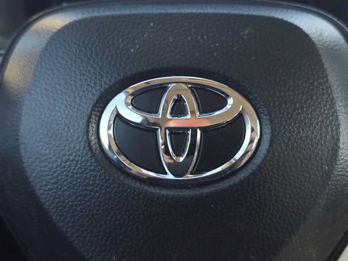 Used 2026 Toyota Corolla Cross L AWD/4WD image 29