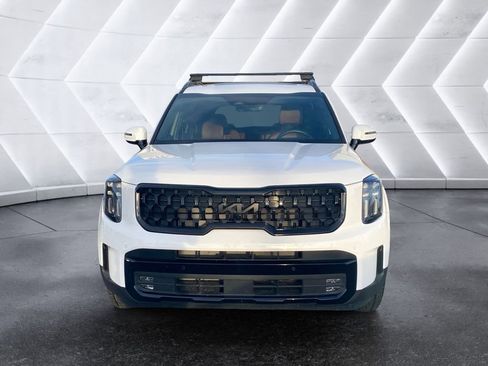 Used 2025 Kia Telluride SX Prestige X-Pro image 2