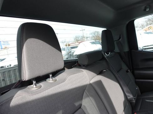 Used 2023 Chevrolet Silverado 1500 Custom image 32