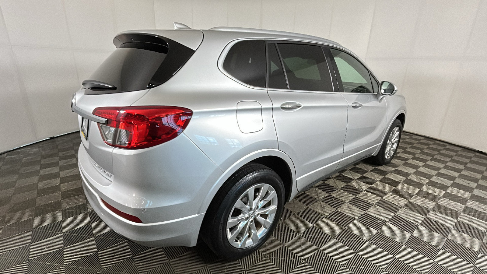 Used 2017 Buick Envision Essence AWD/4WD image 3