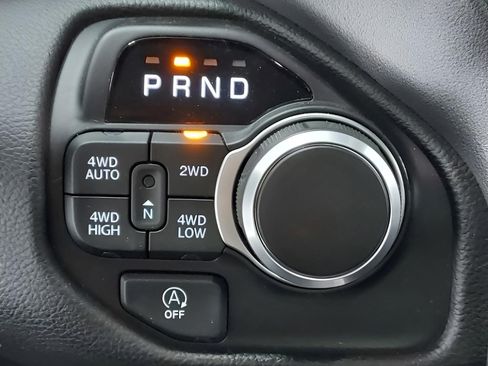 Used 2025 RAM 1500 Big Horn AWD/4WD image 65