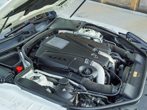 Used 2015 Mercedes-Benz SL 550 image 24